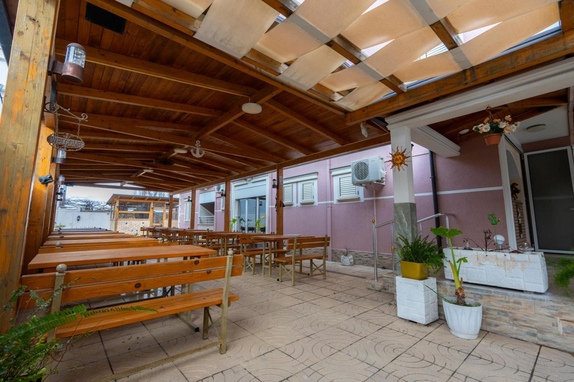 Hotel Albania Velipojë Екстериор снимка